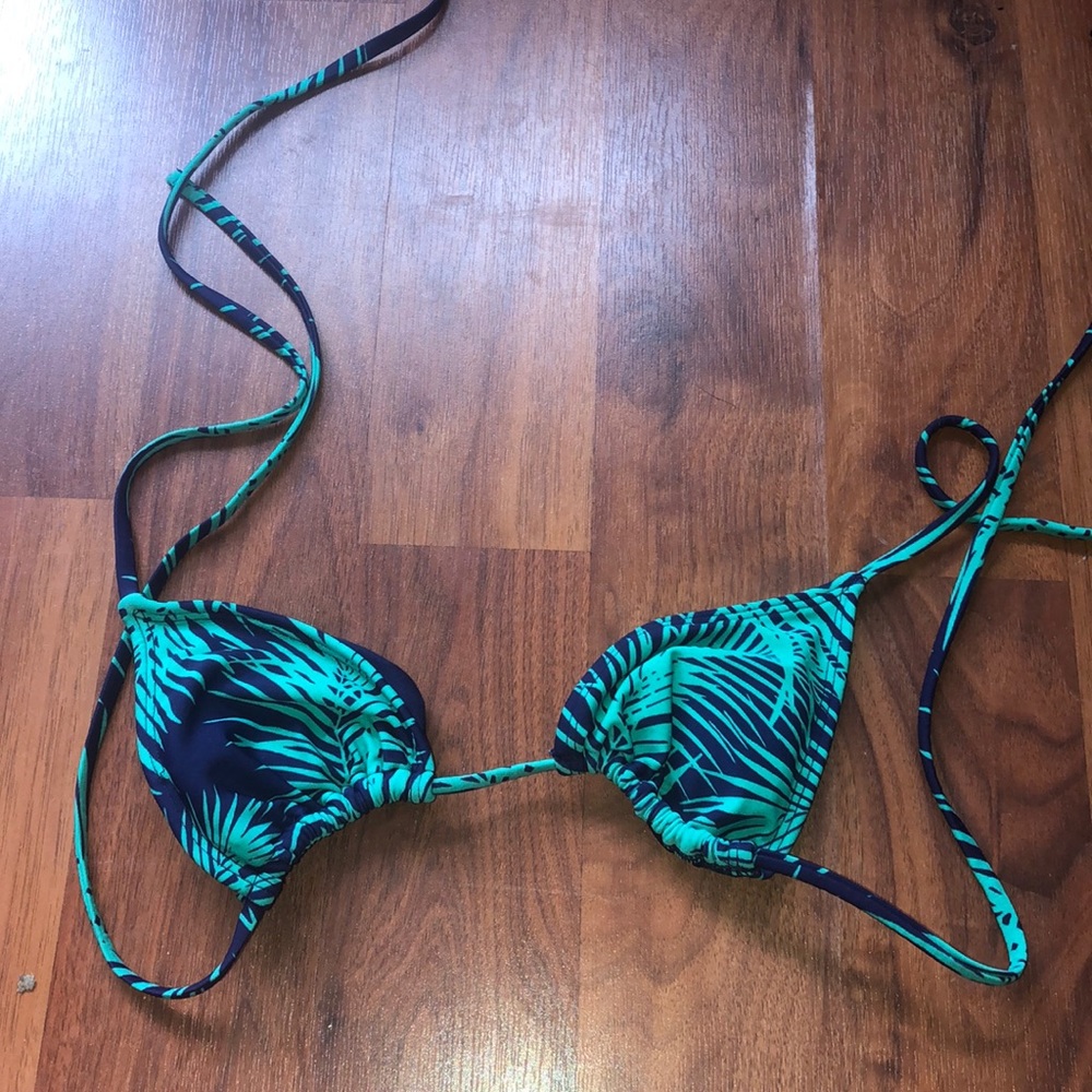 bikini top